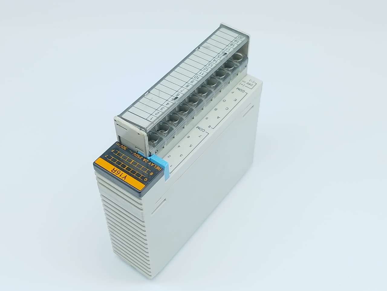 19.4 PANASONIC FP2 OUTPUT UNIT AFP23103 FP2-Y16R - Image 1
