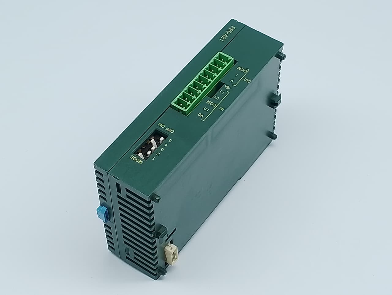 8 FP0 ANALOG I/O UNIT AFP0480-AFP0-A21-A - Image 1